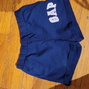 GAP kids shorts XL (12)